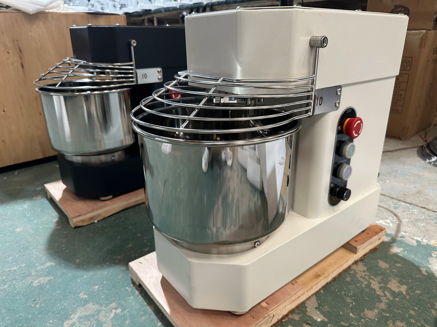 Best Spiral Dough Mixer with 3/5/8/12/16/20/25/50/75/100kg Flour Mixer Bread Making Machine Bakery Equipment