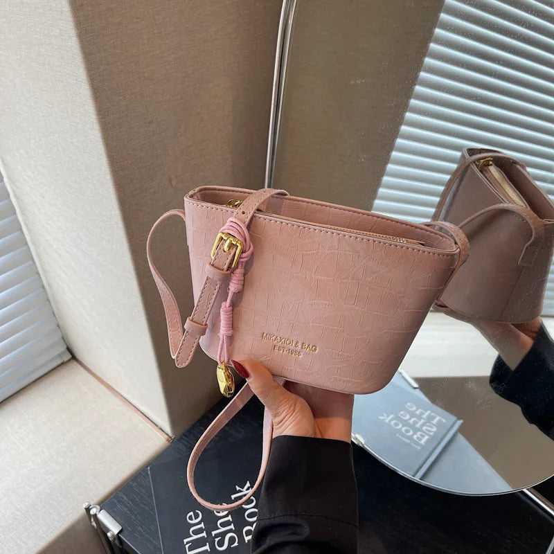 2025 New Premium Large-Capacity Bags for Women - Stylish Versatile, Casual Work Use: Crossbody, Basket & Bucket Styles