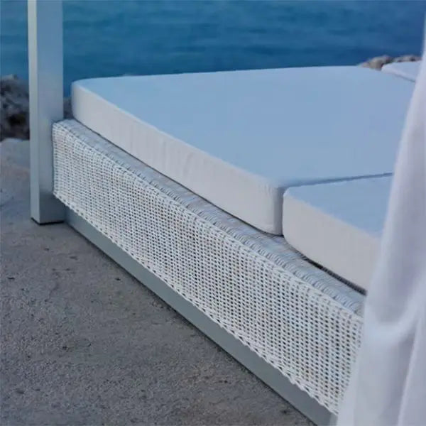 Hot Sale Modern Luxury Outdoor Furniture Beach Poolside Double Sunshade Leisure Daybed